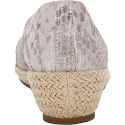 Gentle Souls by Kenneth Cole Luci Ruffle A-Line Womens Leather Peep-Toe Wedge Sandals -Aquazzura shop 3d9434db56084a58b4ff6b6f4f4b9349 faf80577 5c5c 478c 9b15 cf5b20b1c644 1080x