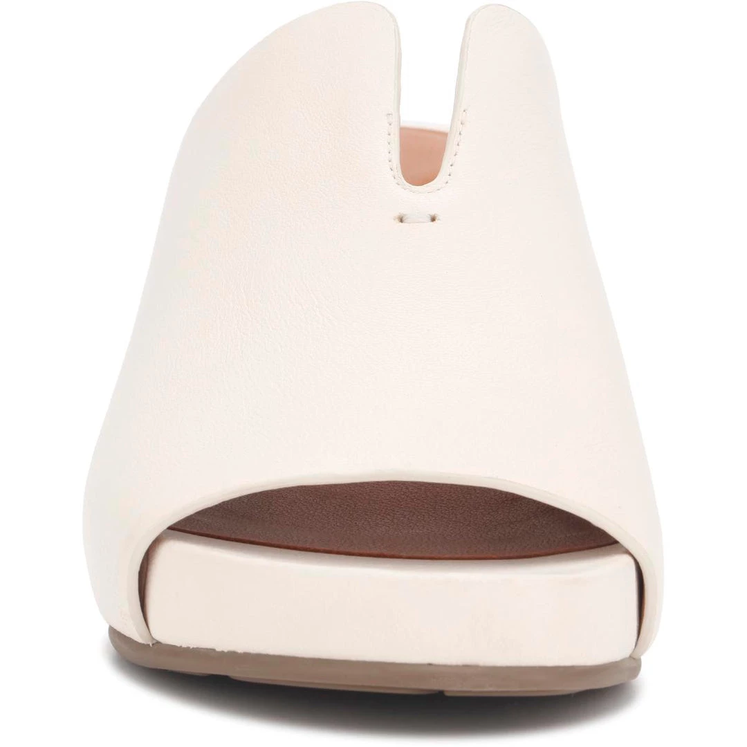 Gentle Souls by Kenneth Cole Gisele 65 Mule Womens Leather Slip On Wedge Sandals 4 Gentle Souls by Kenneth Cole Gisele 65 Mule Womens Leather Slip On Wedge Sandals - Image 4